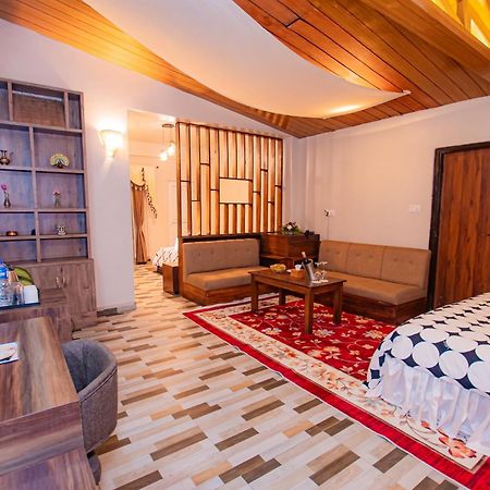 Busy Bee Resort, פוקהרה מראה חיצוני תמונה