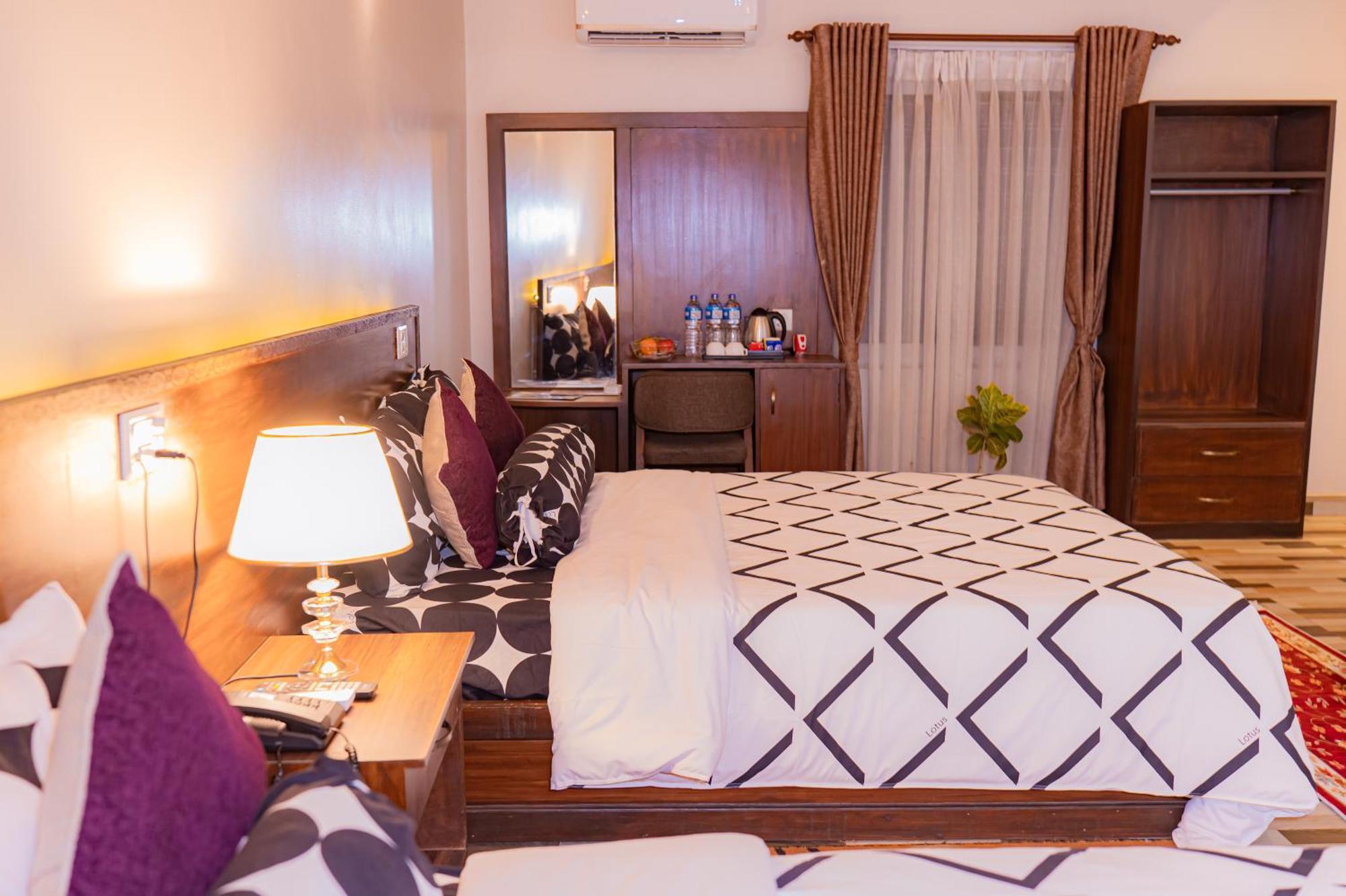Busy Bee Resort, פוקהרה מראה חיצוני תמונה