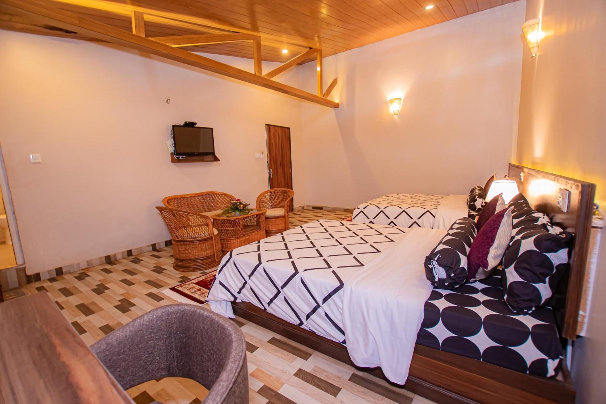 Busy Bee Resort, פוקהרה מראה חיצוני תמונה
