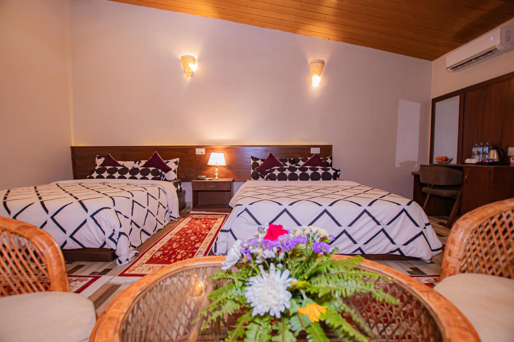 Busy Bee Resort, פוקהרה מראה חיצוני תמונה