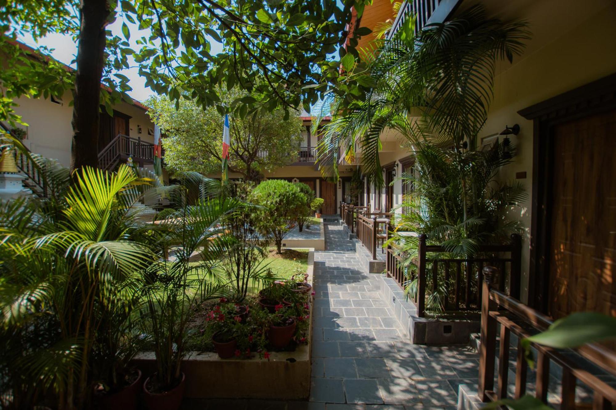 Busy Bee Resort, פוקהרה מראה חיצוני תמונה