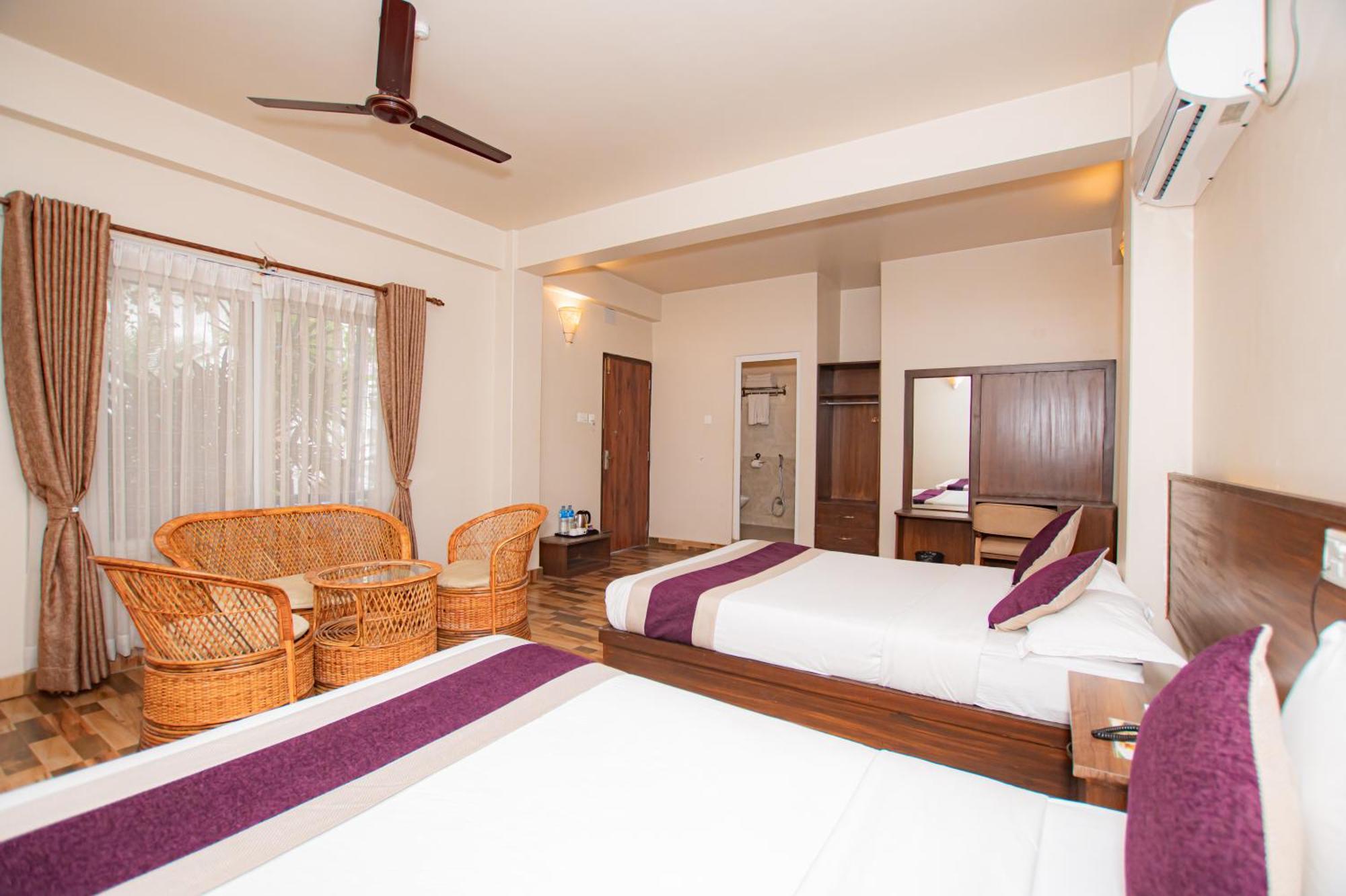 Busy Bee Resort, פוקהרה מראה חיצוני תמונה