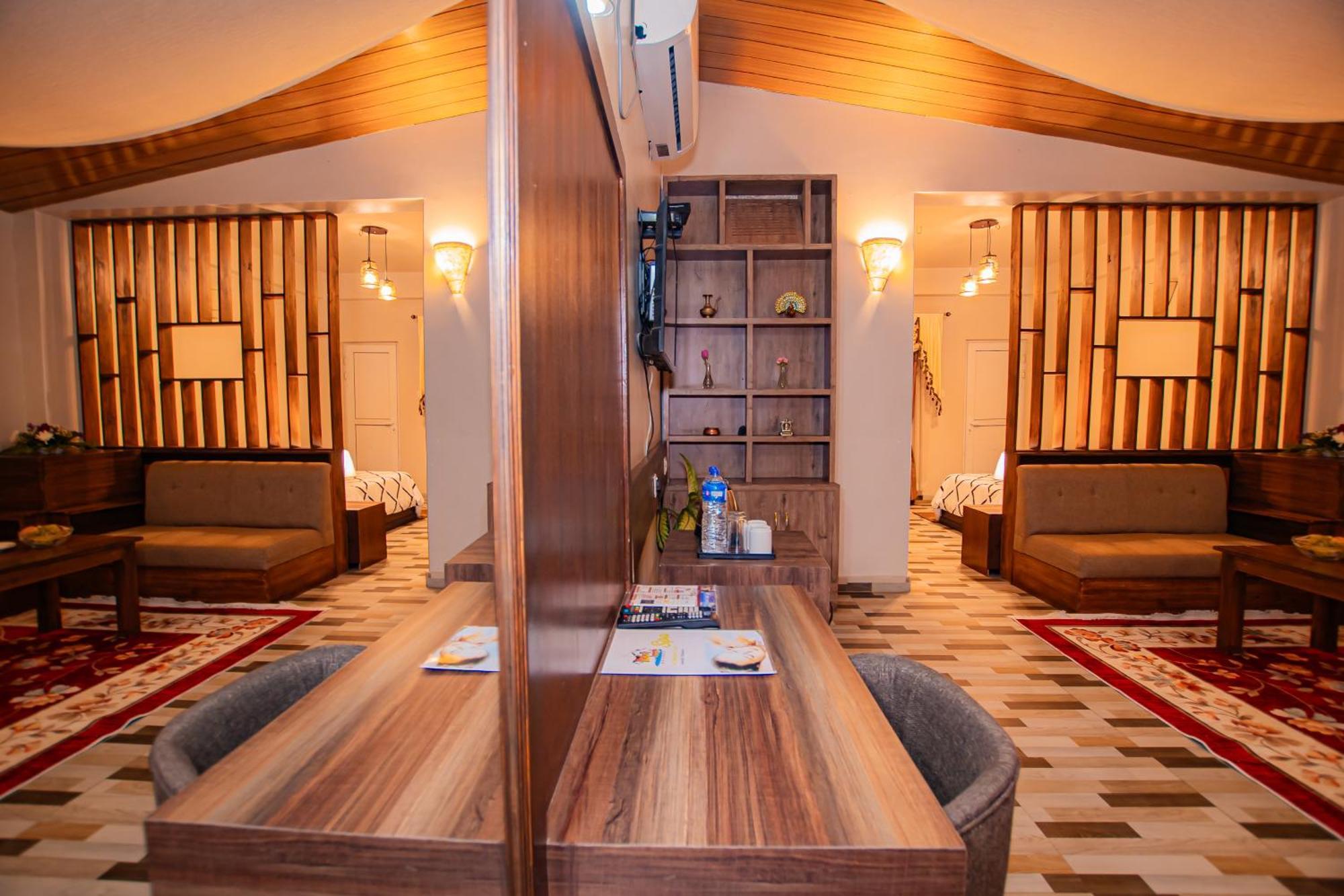 Busy Bee Resort, פוקהרה מראה חיצוני תמונה
